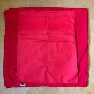 Mikasa Christmas Placemats (6) And Tablecloth Red Cotton Holiday Christmas